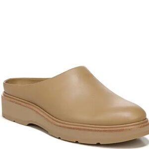 NEW Vince Tan Mules with Chunky Sole and Closed Toe Size 7 1/2M